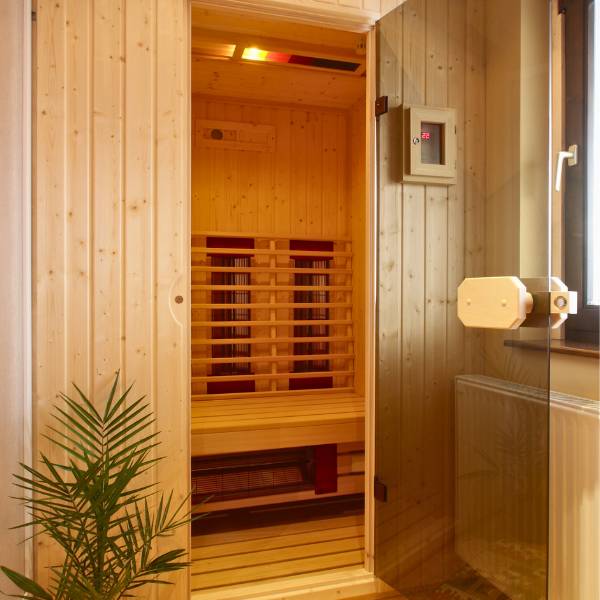 luxury sauna designed and built by Vulcon Builders in Orange County
